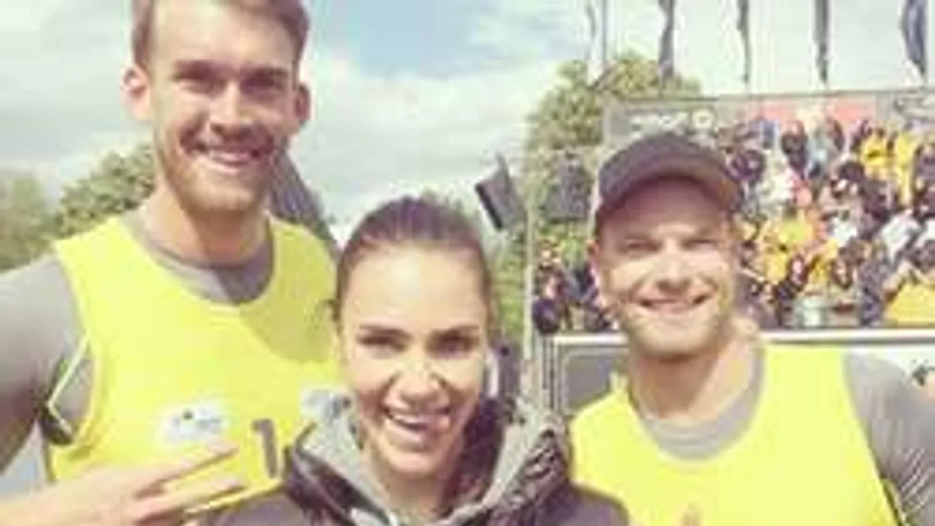 Óriási pezsgősüveggel vágták fejbe a riporterlányt