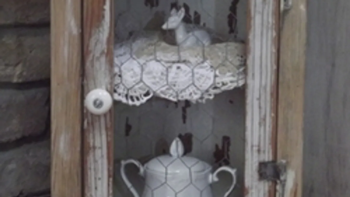 2000 forintból álmaid szekrénykéje!