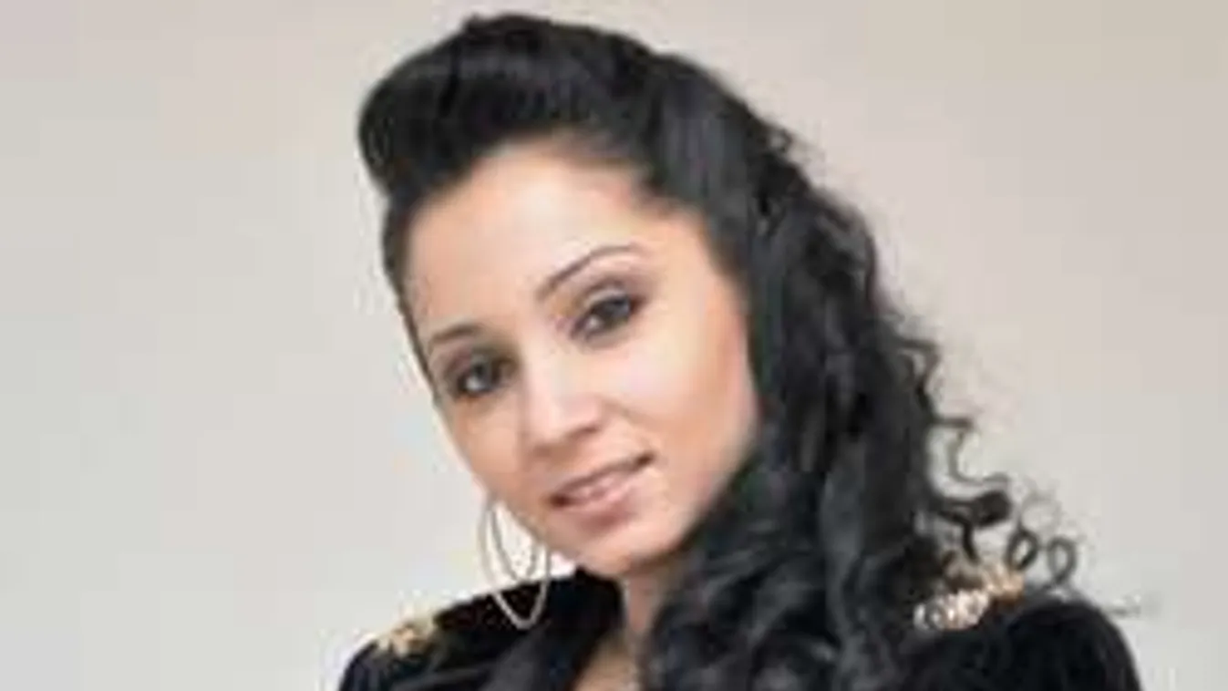 Díjazták Nótár Maryt!