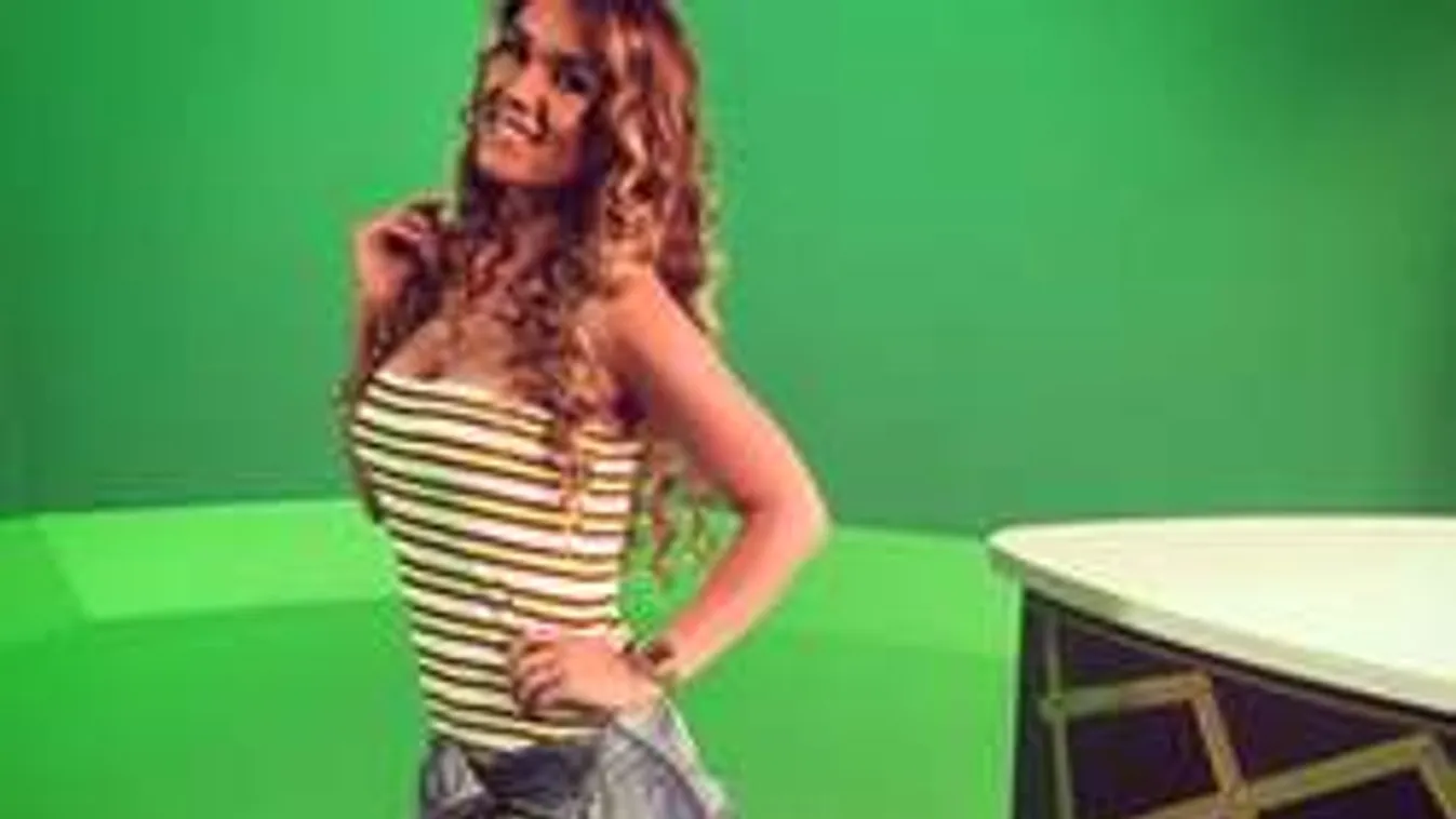 Szuperdögös! Hódi Pamela új frizurát villantott