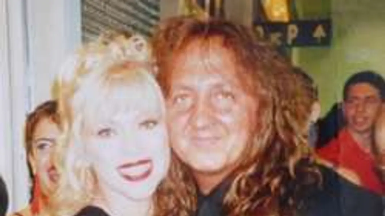 Retkes kutyaütők, kecskefejű senkik! - Rátámadt az ártatlan Nyertes Zsuzsára Jimmy családja