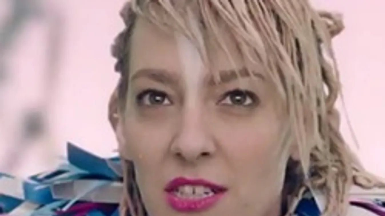 Horányi Juli Lady Gagává változott