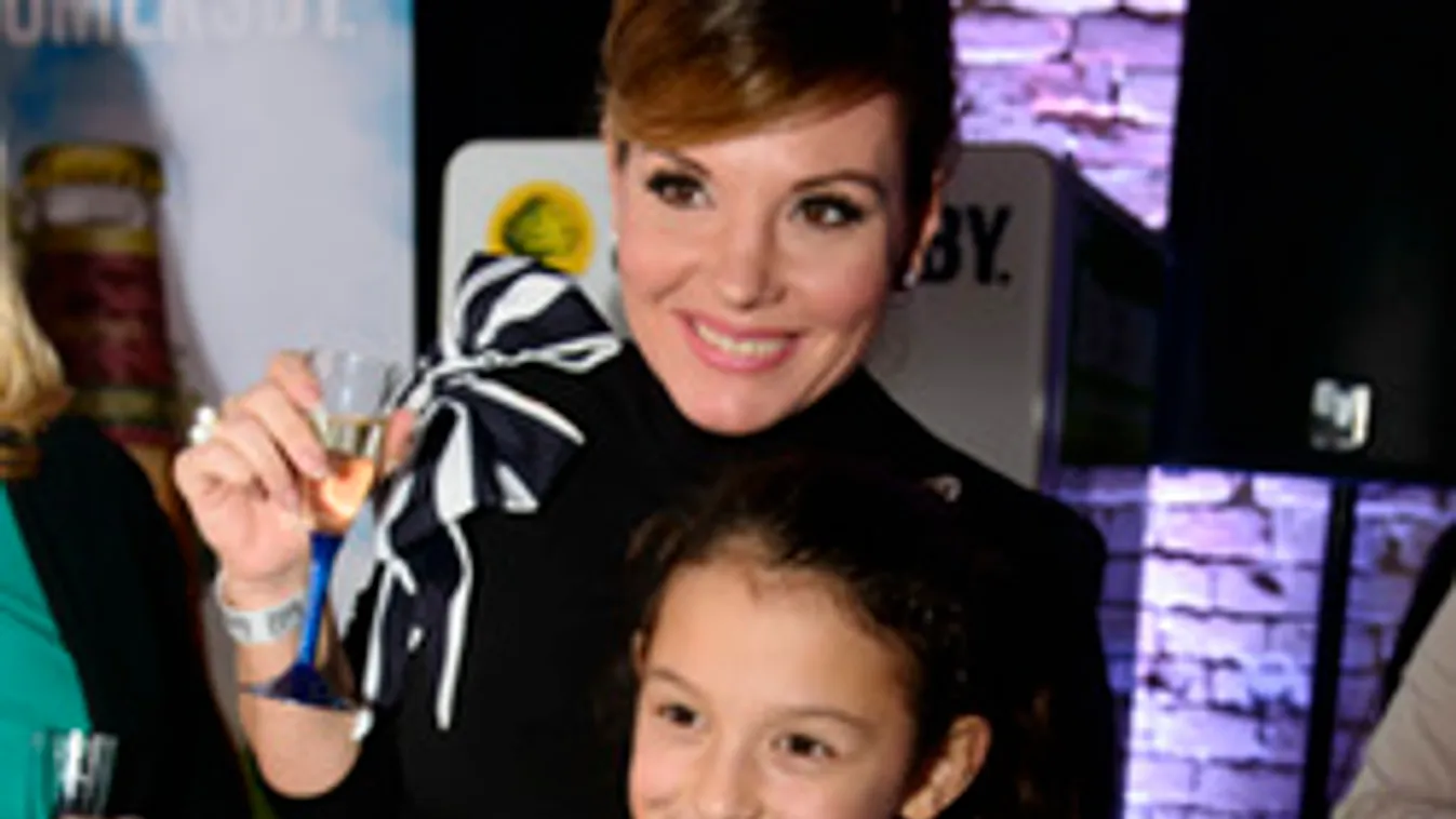 Liptai Claudiát lekörözte kislánya