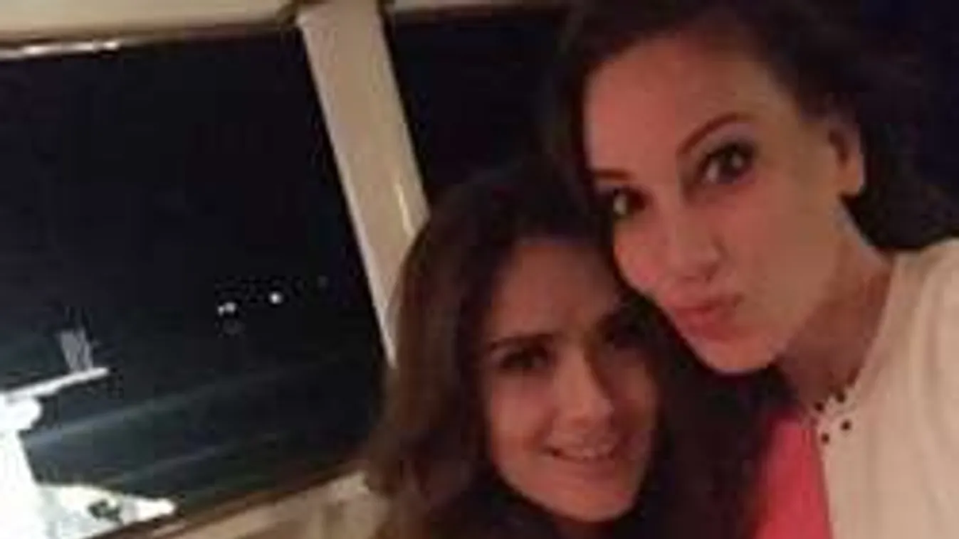 Világsztár ölelgette Vajna Tímeát