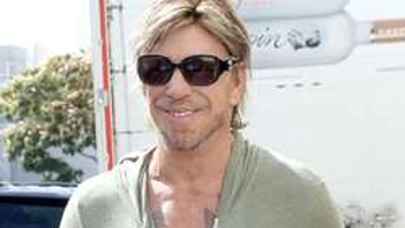 Nincs még egy ilyen csúnya sztár! - Fotó