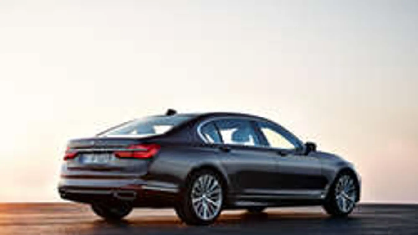 Az autóipar csúcsa: megérkezett az új generációs BMW 7