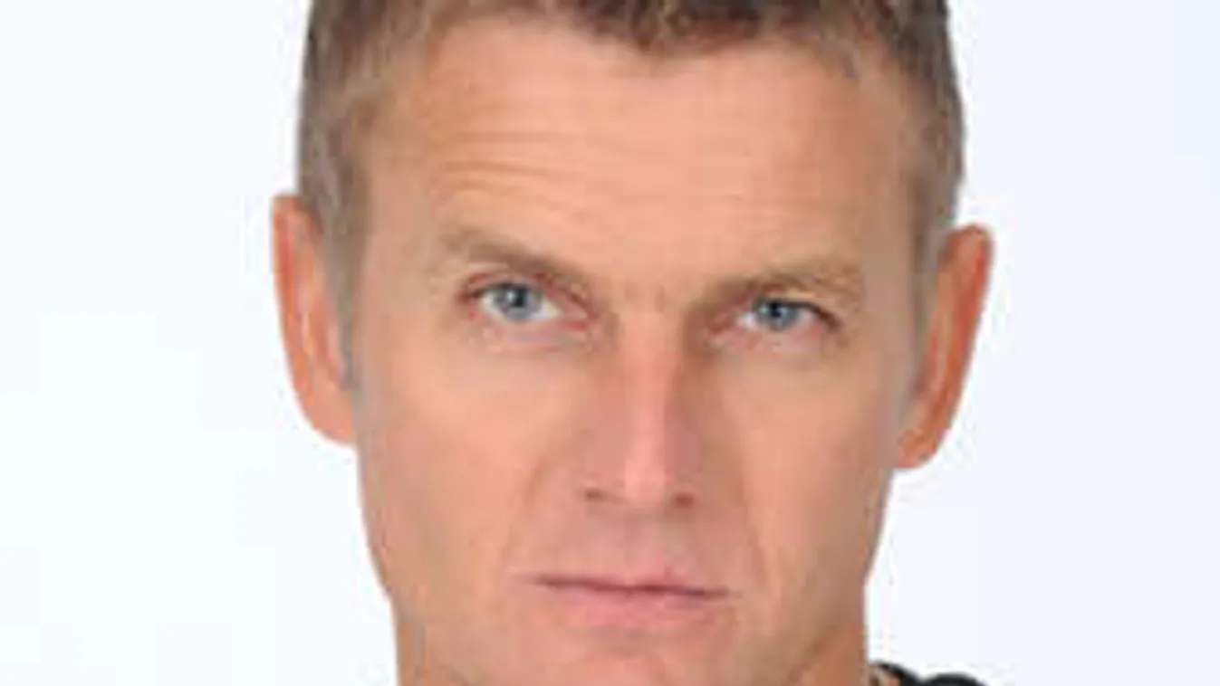 Rékasi kereste a veszélyt - Imádta dönteni a motort