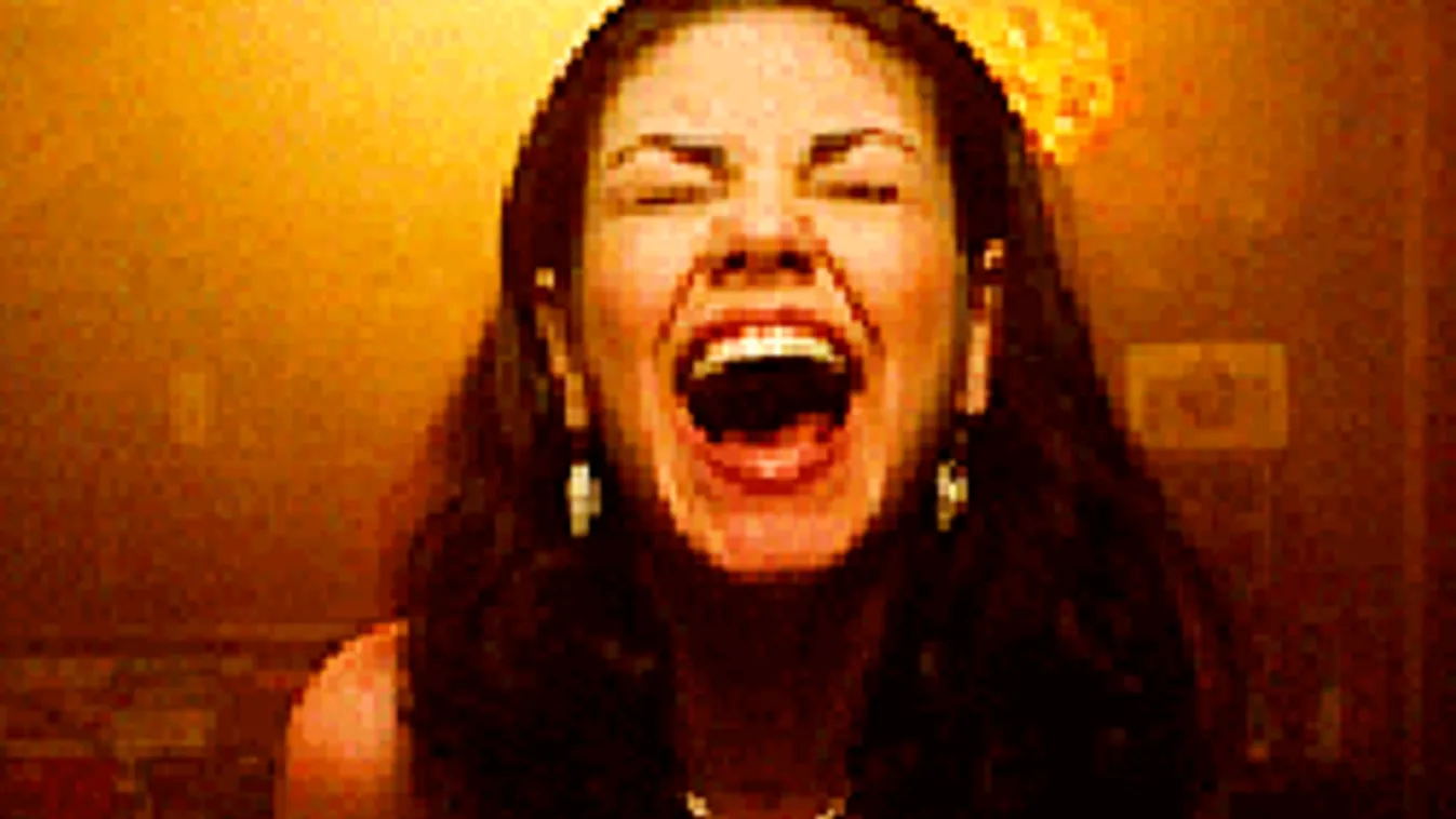 Ilyen bizarr fotót még sosem láttál Ördög Nóráról!