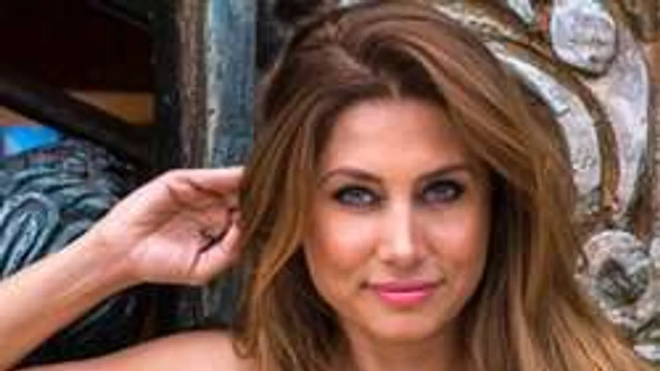 Szuperdögös fotókkal indítja a nyarat Horváth Éva