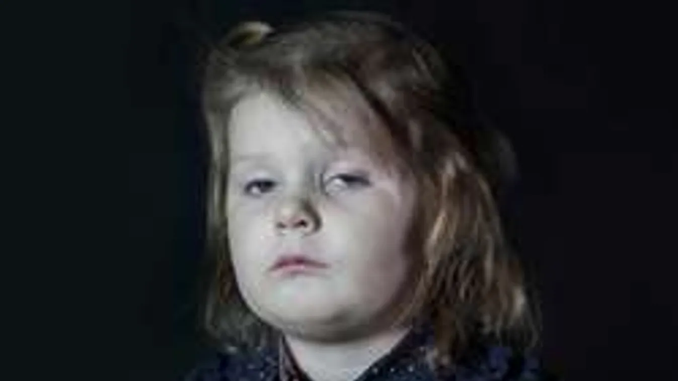 Ijesztő! Így teszi zombivá a gyereked a tévé