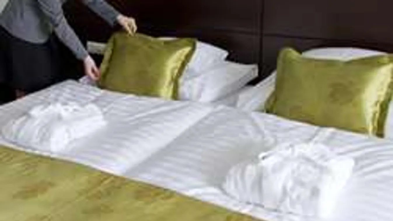 Ez a nemzet lop a legtöbbet külföldi szállodákból!