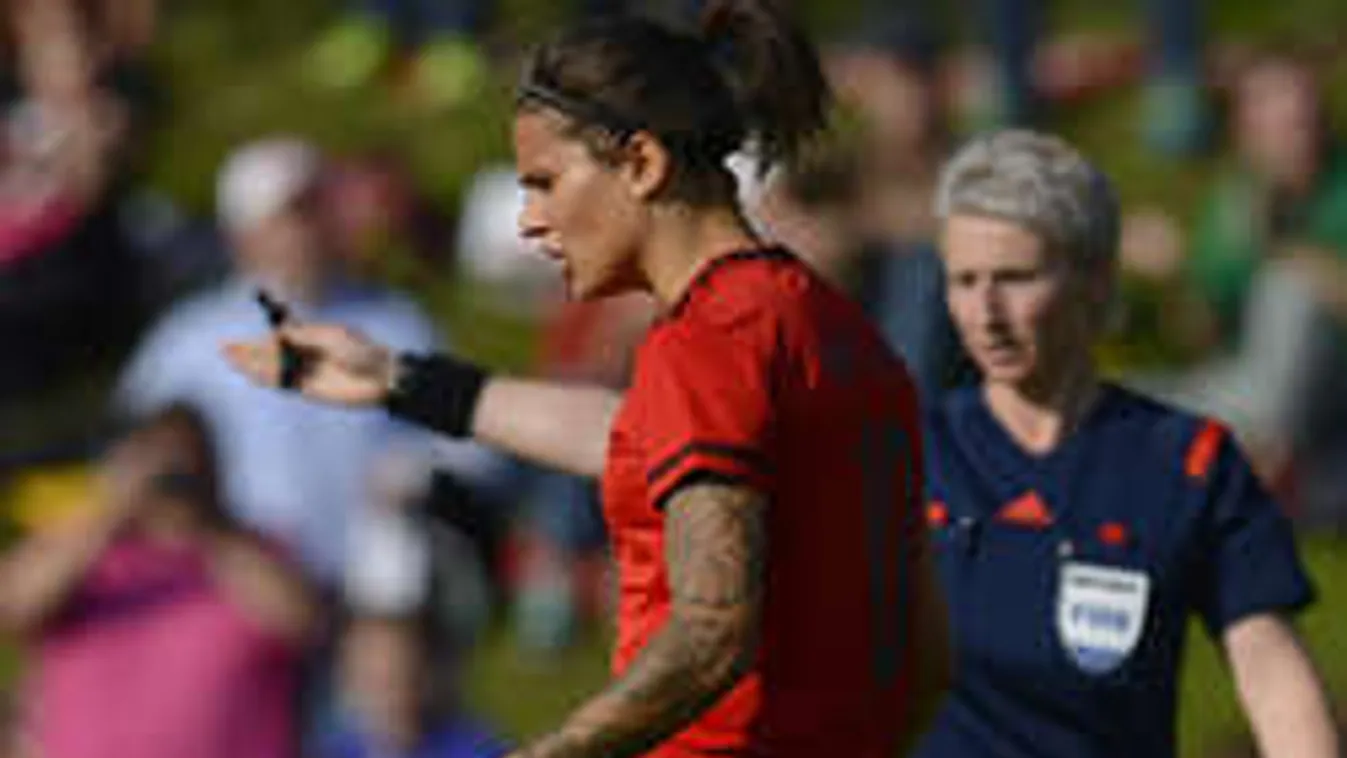 Lehet, hogy a női fociban van a jövő? Tanulhatnának tőlük a pasik!