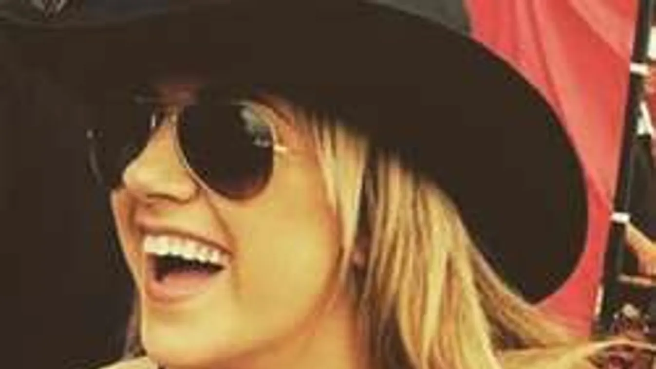 Tóth Gabi és Mariah Carey nagy mellvillantása