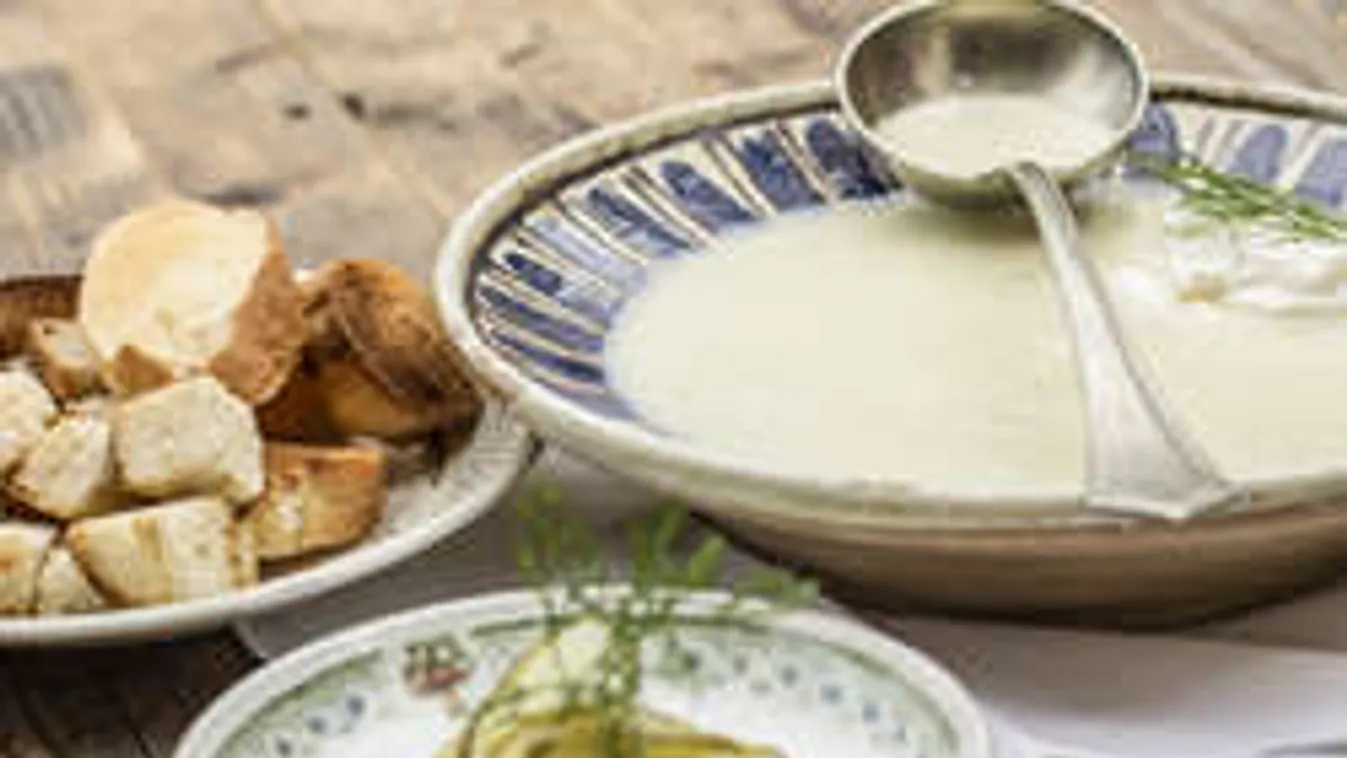 Legyen ma ez az ebéd! Hűsítő kovászos ubi leves 5 perc alatt