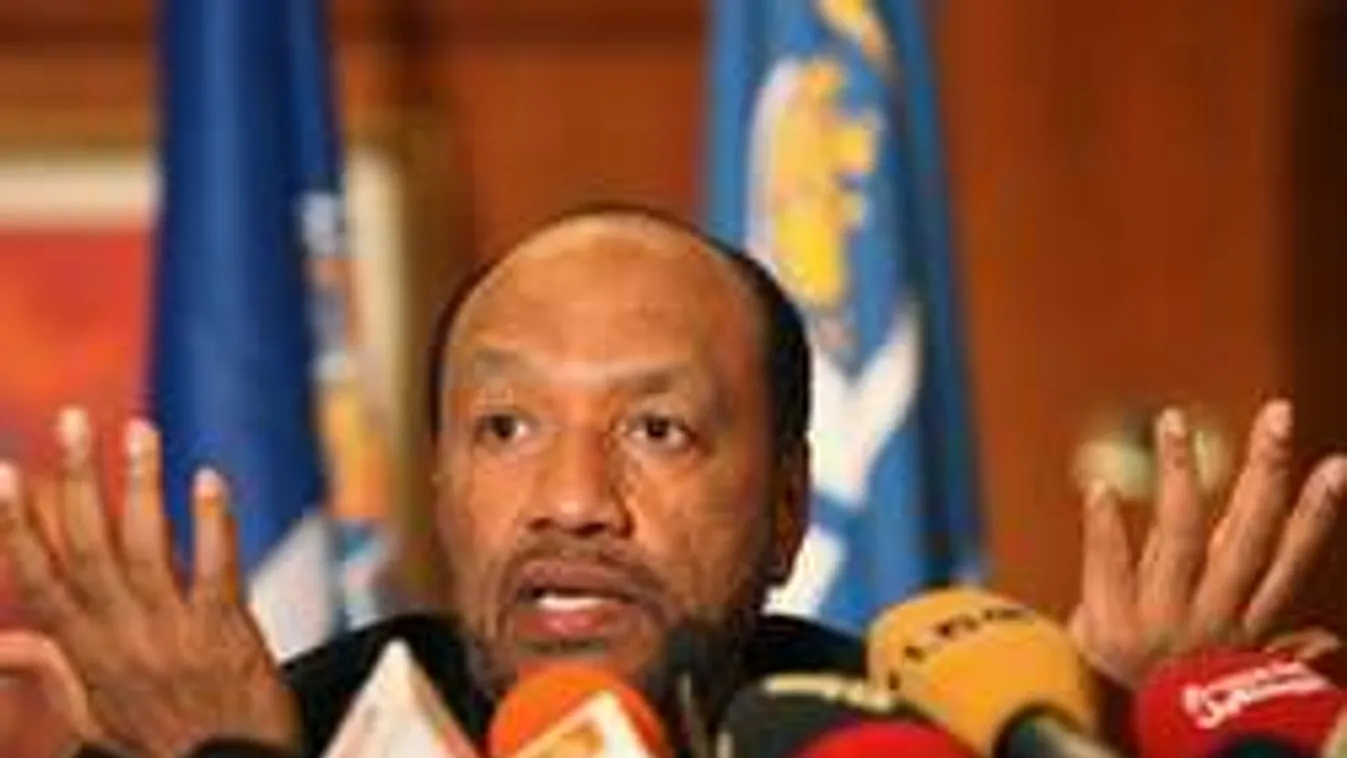 Mocskos játék lett a foci. Egyetlen ember vette meg Katarnak a vb-t