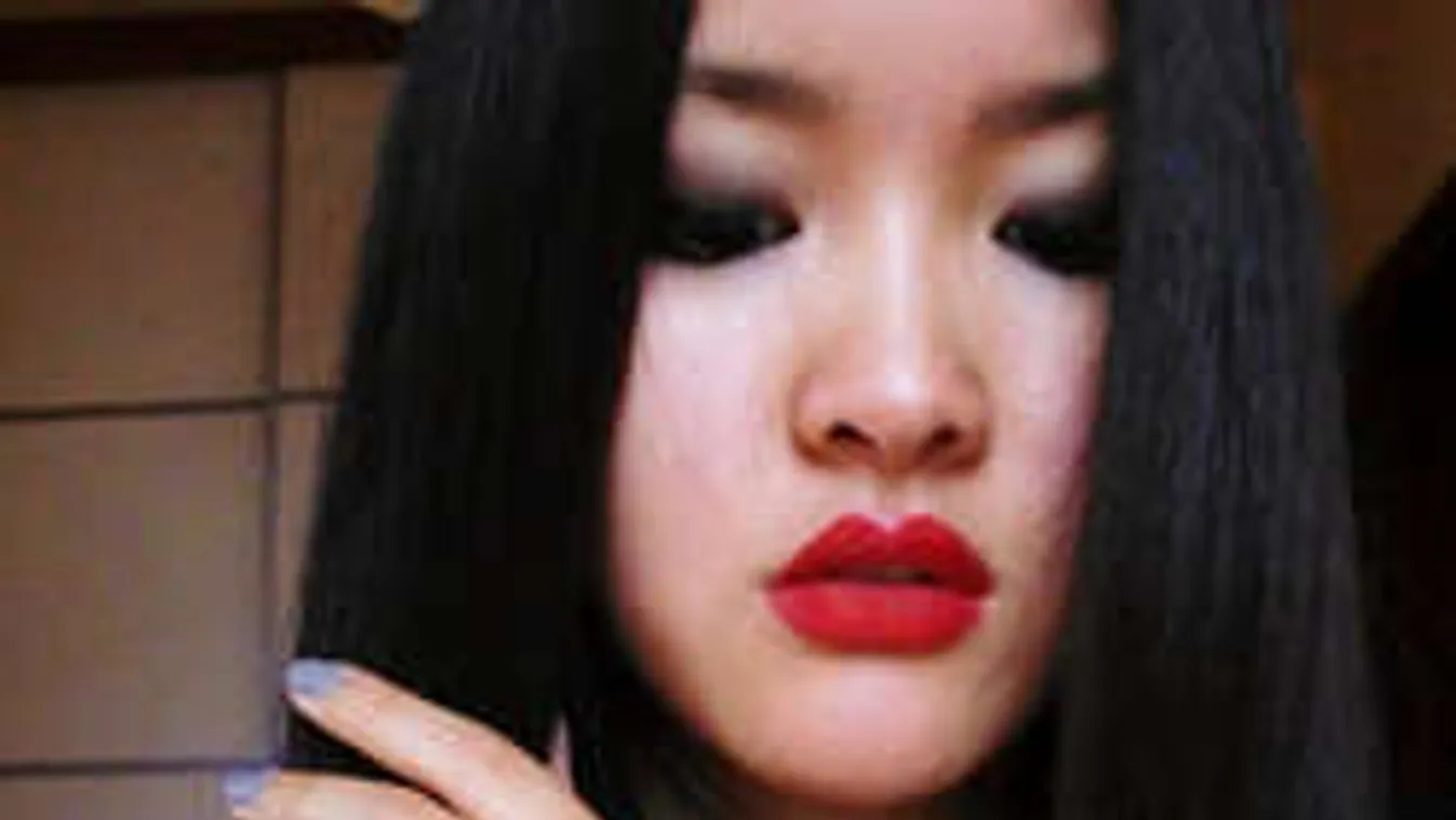 Hien apját egy éve nem látta saját ügyvédje sem!