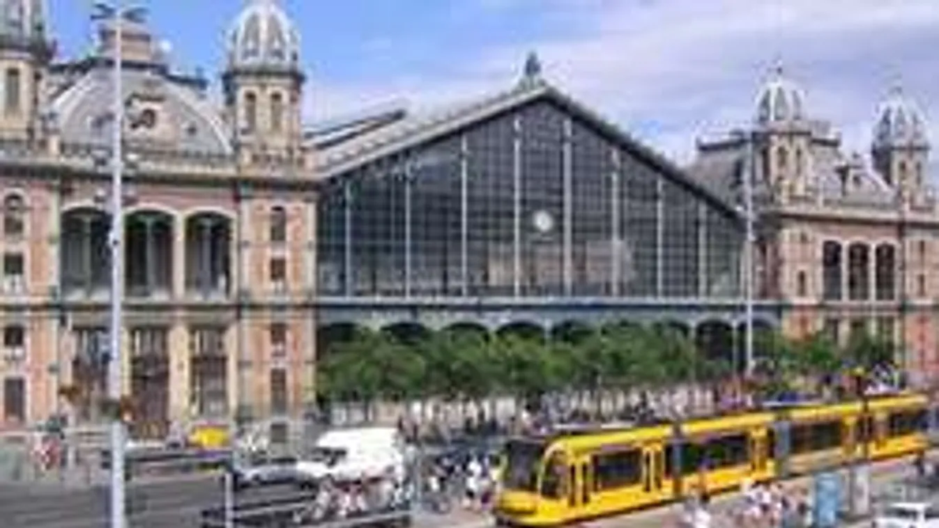 Miért éppen a nyár kellős közepén kell bezárni a Nyugatit?