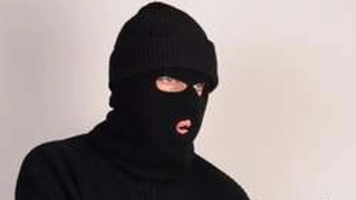 Levadászta gyermeke anyját a pápai gyilkos!