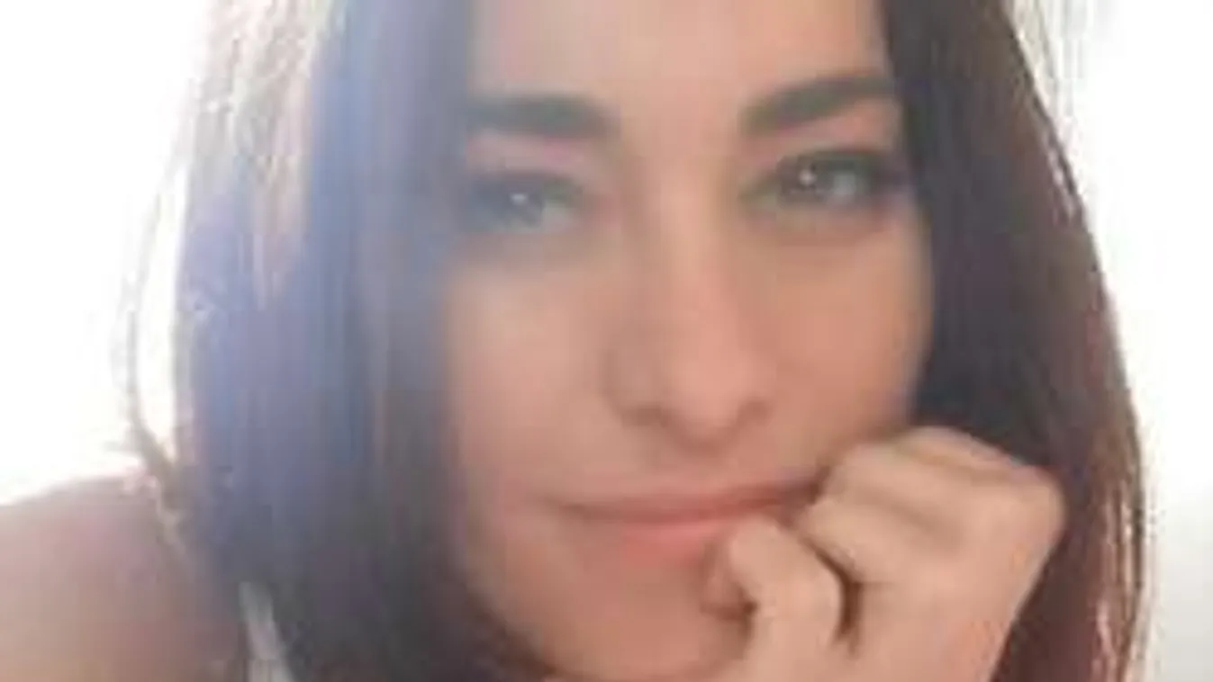 Erotikus ébredés! Lenge hálóingben mutatta meg hosszú combját Görög Zita - Fotó