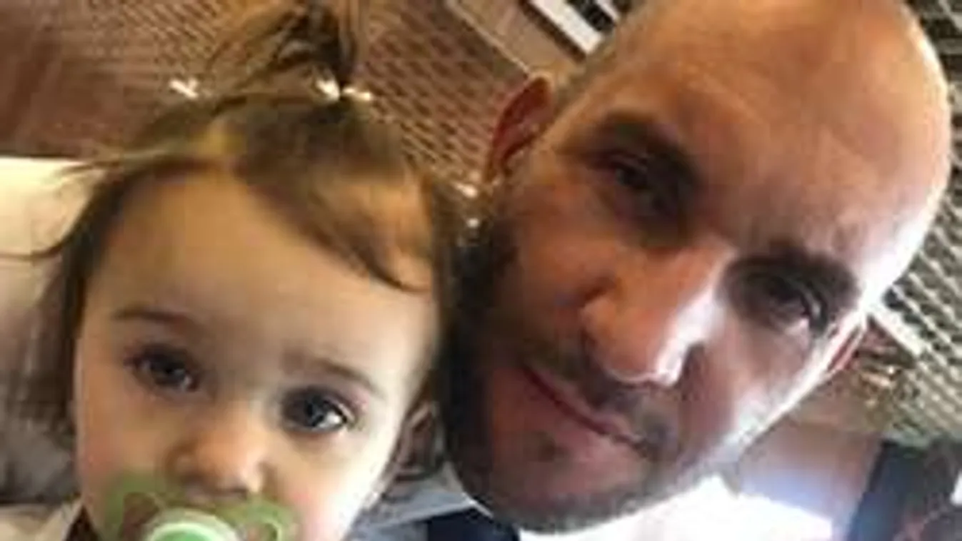 Kislánya lassan lenyomja Berki Krisztiánt - Fotó!