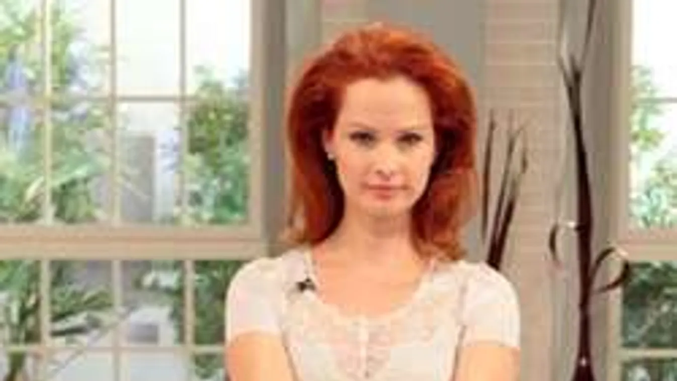 Bugyik közt szexiskedik Dobó Kata - Fotó