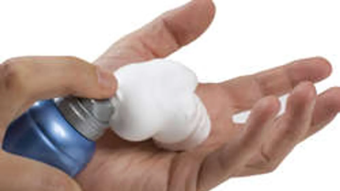 Foltos a kedvenc ruhád? Megmenti a borotvahab!