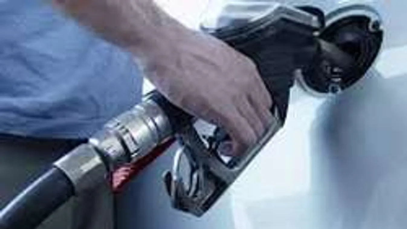 Végre egy jó hír a tankoló autósoknak