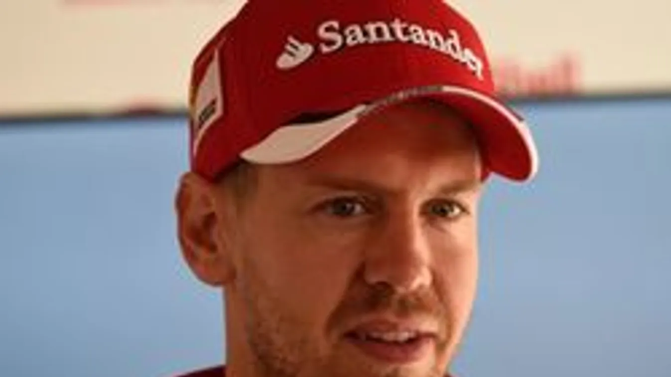 Vettel megint káromkodott! Ezúttal az F1-vezérnek szólt be
