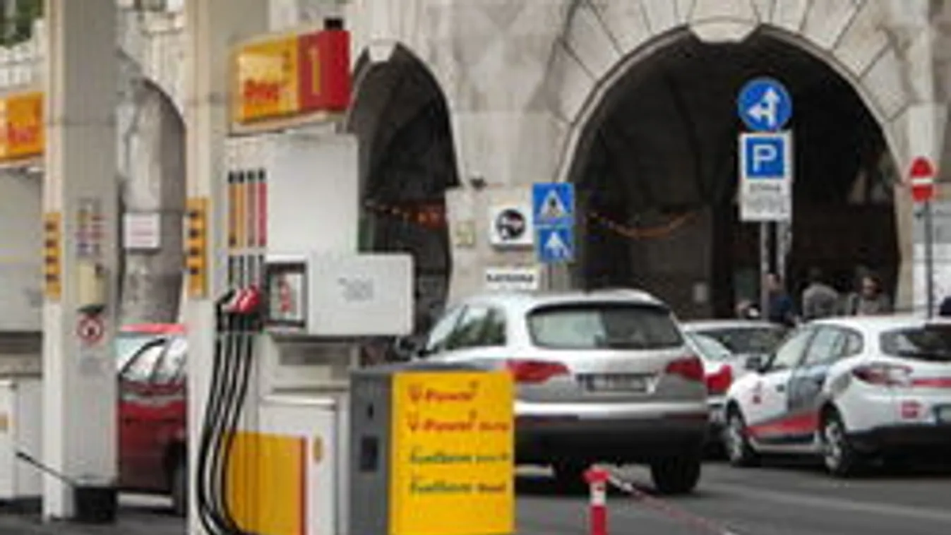 Közeledik a 400 forintos benzinár! A héten már másodszor drágul az üzemanyag