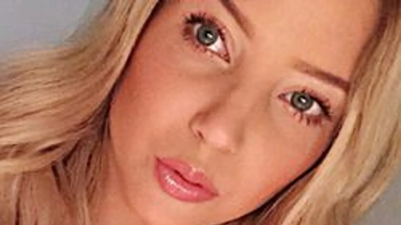 Ennél meztelenebben Szabó Zsófit még nem láttad