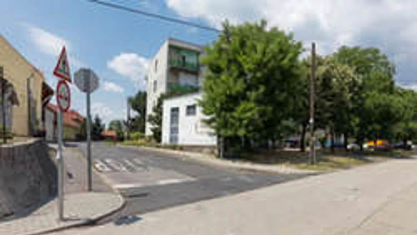 Csak bukósisak védte Rékasi Károly testét