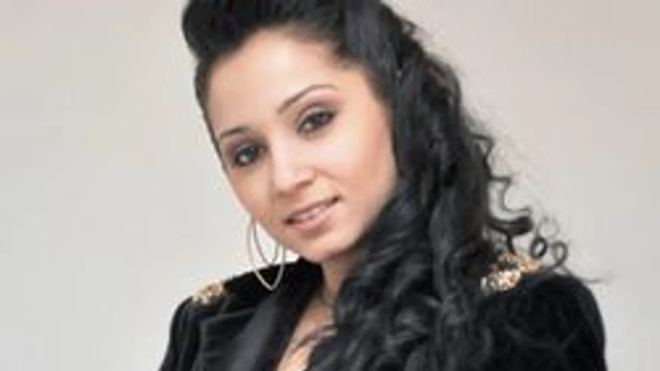 Bujkál az emberek elől Nótár Mary