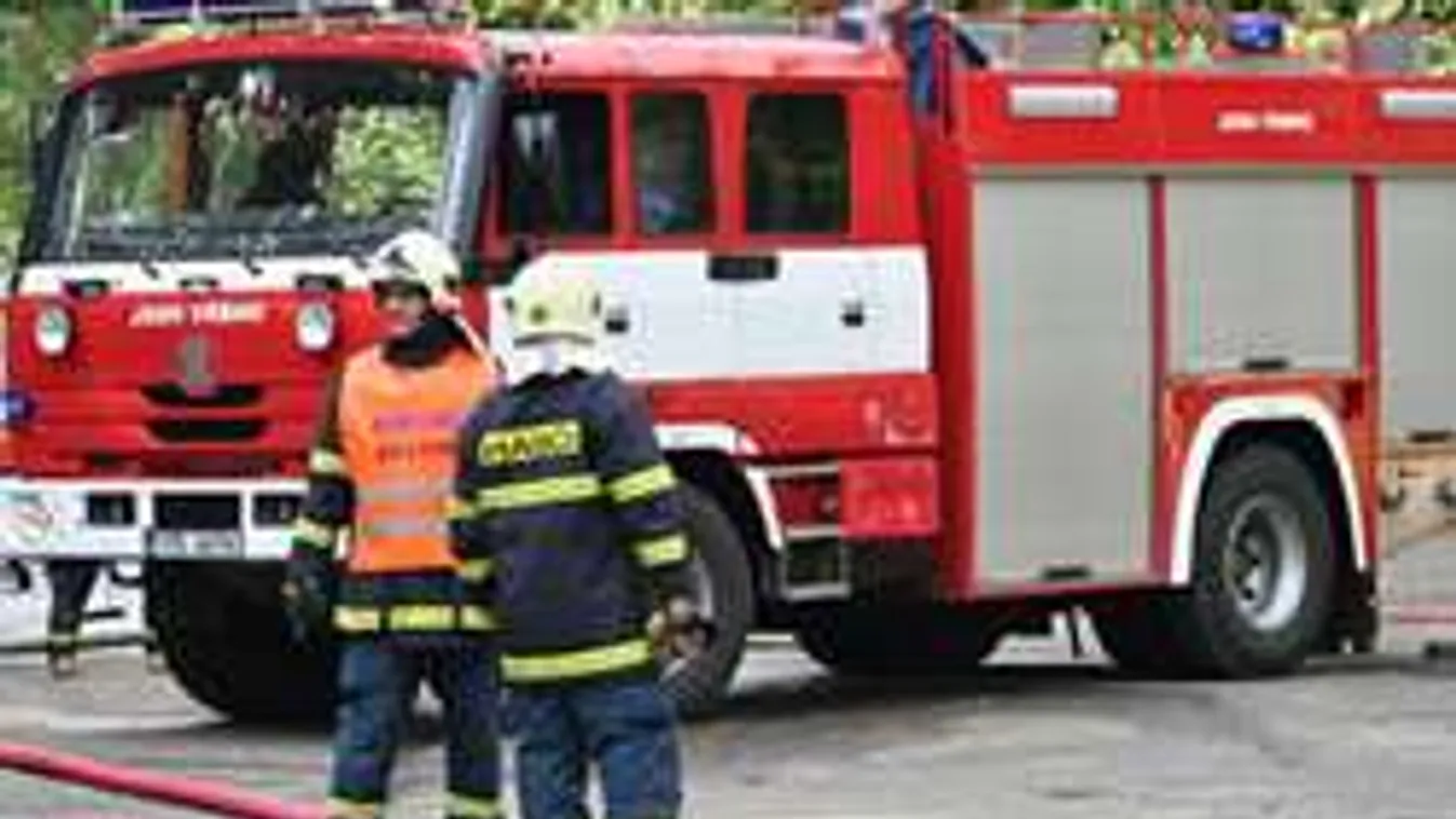 Kigyulladt egy kamion, lezárták az M7-es egyik szakaszát!