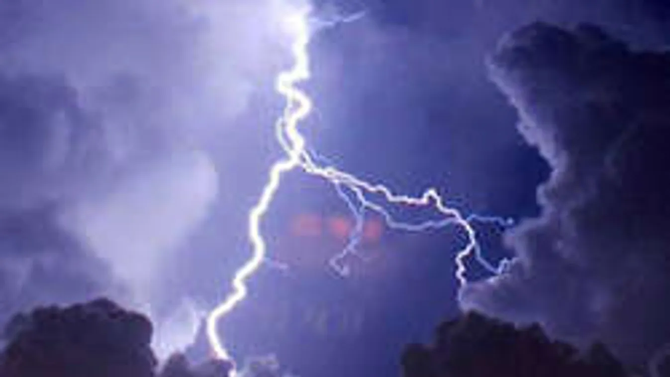 Megégett és megsüketült a villám sújtotta magyar turistanő