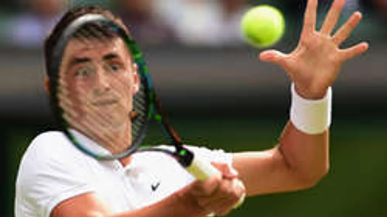 Bevadult a teniszsztár, őrizetbe vették