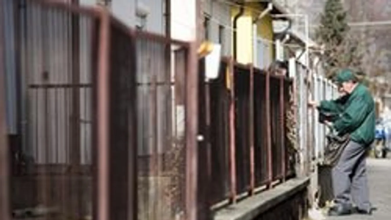 Pofon vágta a postást, mert nem csukta be a kertkaput