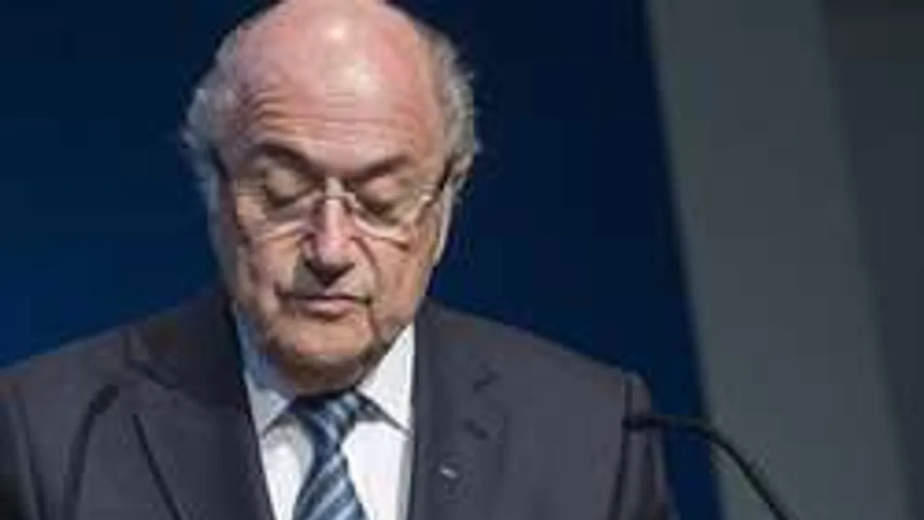 Blattert még ma elzavarhatják a FIFA éléről!