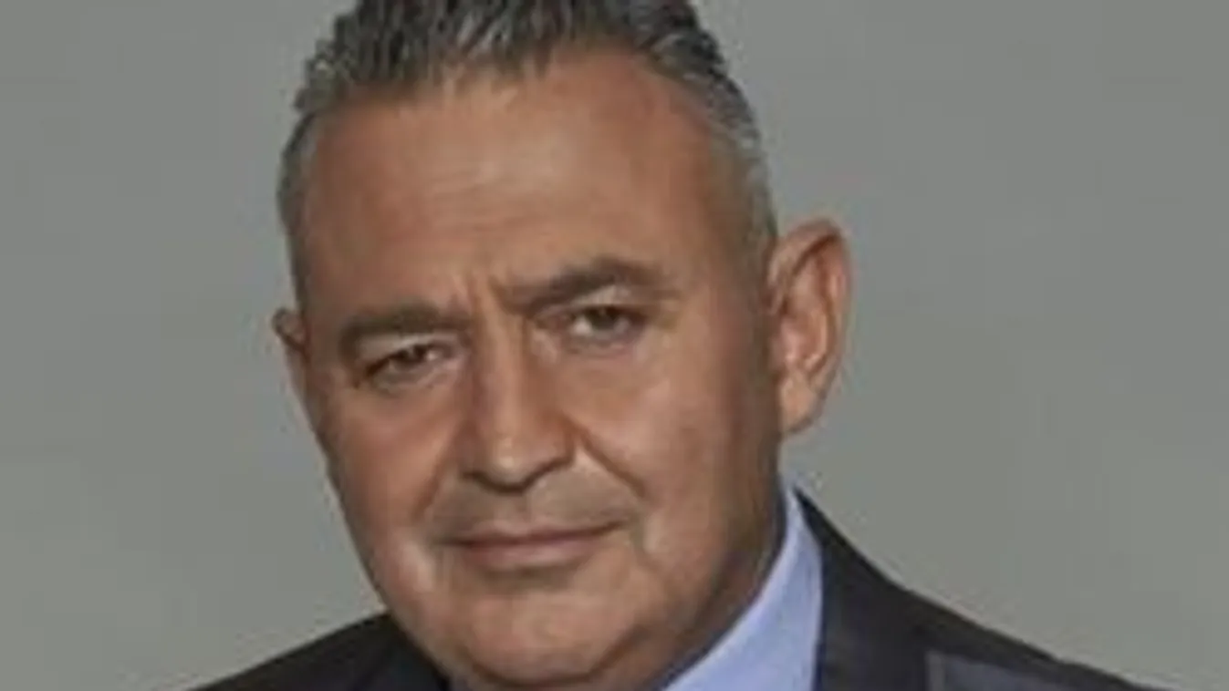 Gesztesinek elege van a tévézésből, végre élni akar