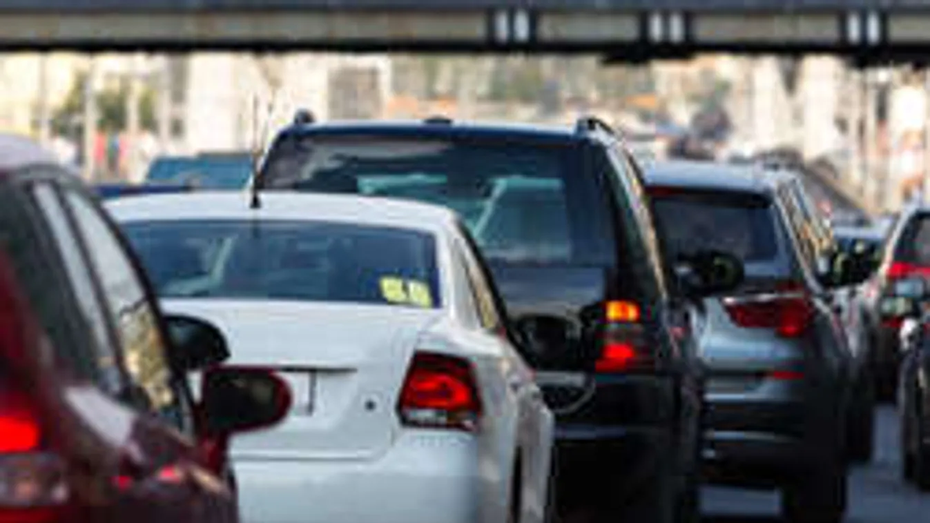 Kerüld az M7-t! Hatalmas a dugó!