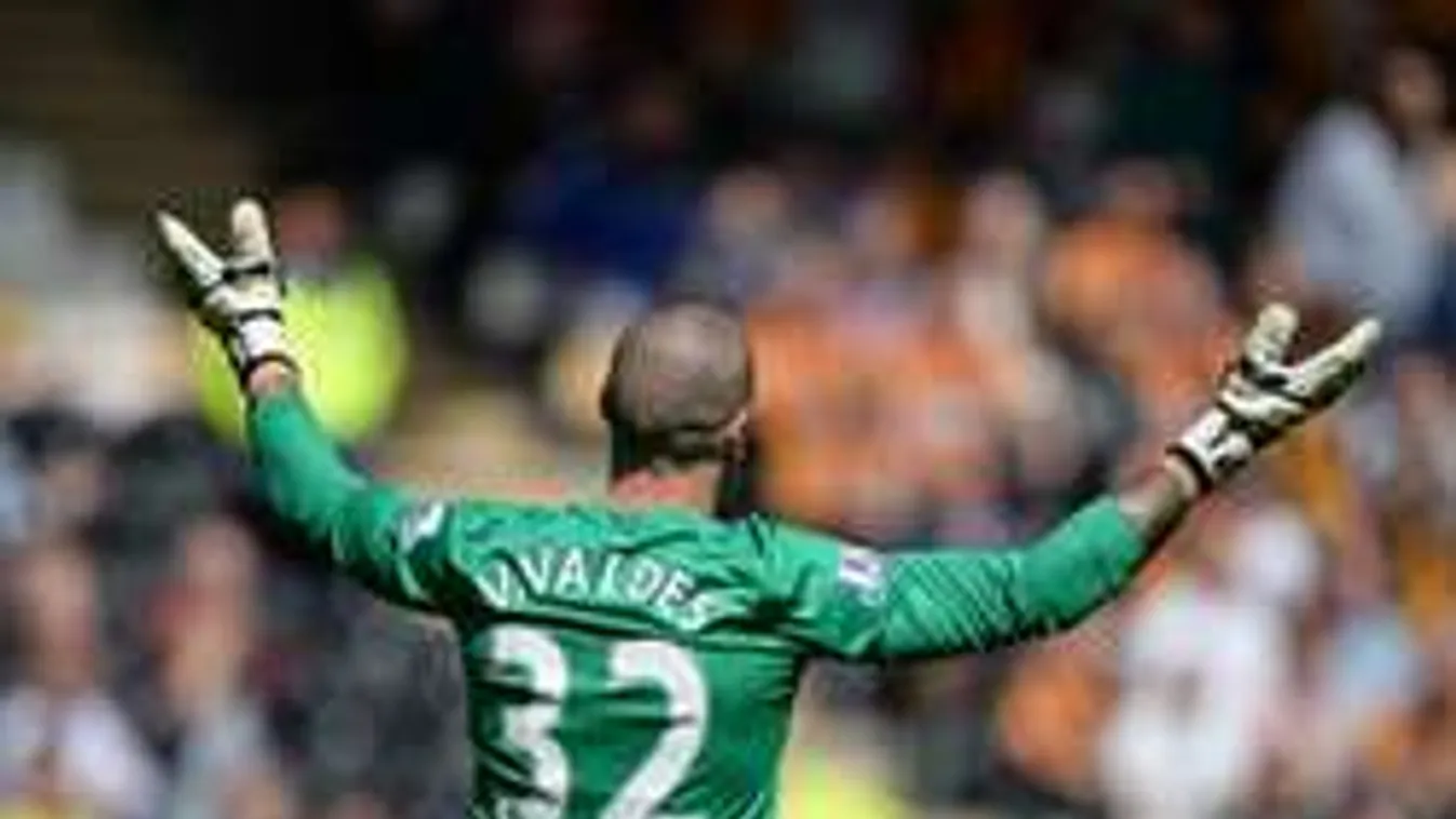 Kirúgják a világbajnok kapust!