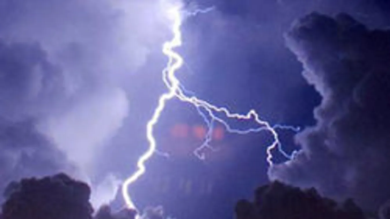 Ravasz trükkök! Mikor fizet a biztosító a viharkár után?