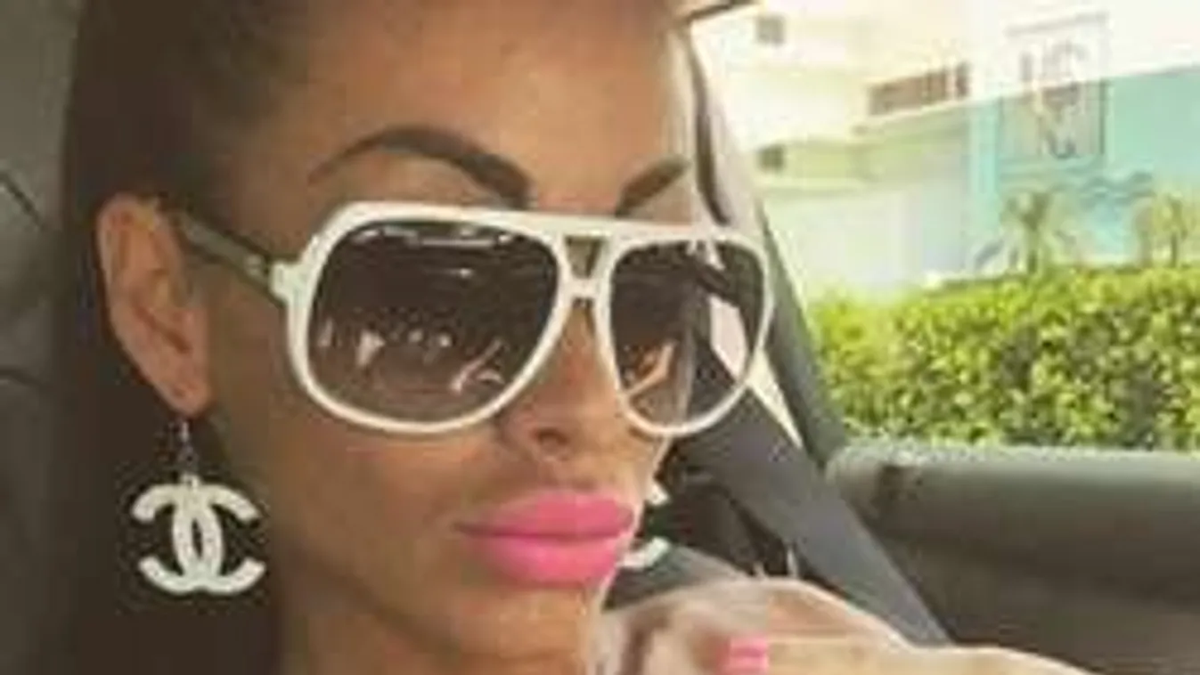 Nézd meg a tájat a szexi magyar modell fenekén keresztül! - Fotó