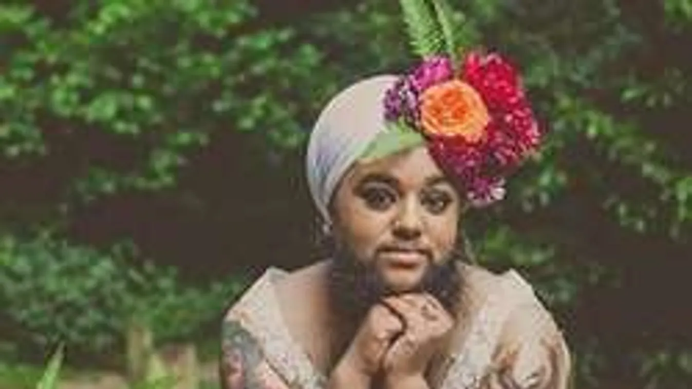 Gyönyörű szakállas menyasszony fotóiért őrül meg az internet