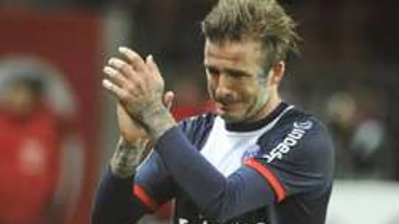 Fájdalmas búcsú, sírva távoznak a futballsztárok