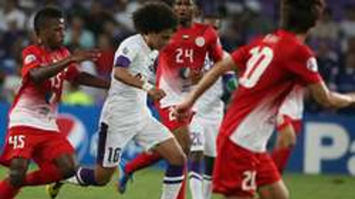 Pofátlan cselekkel kergeti őrületbe az ellenfeleit - videó