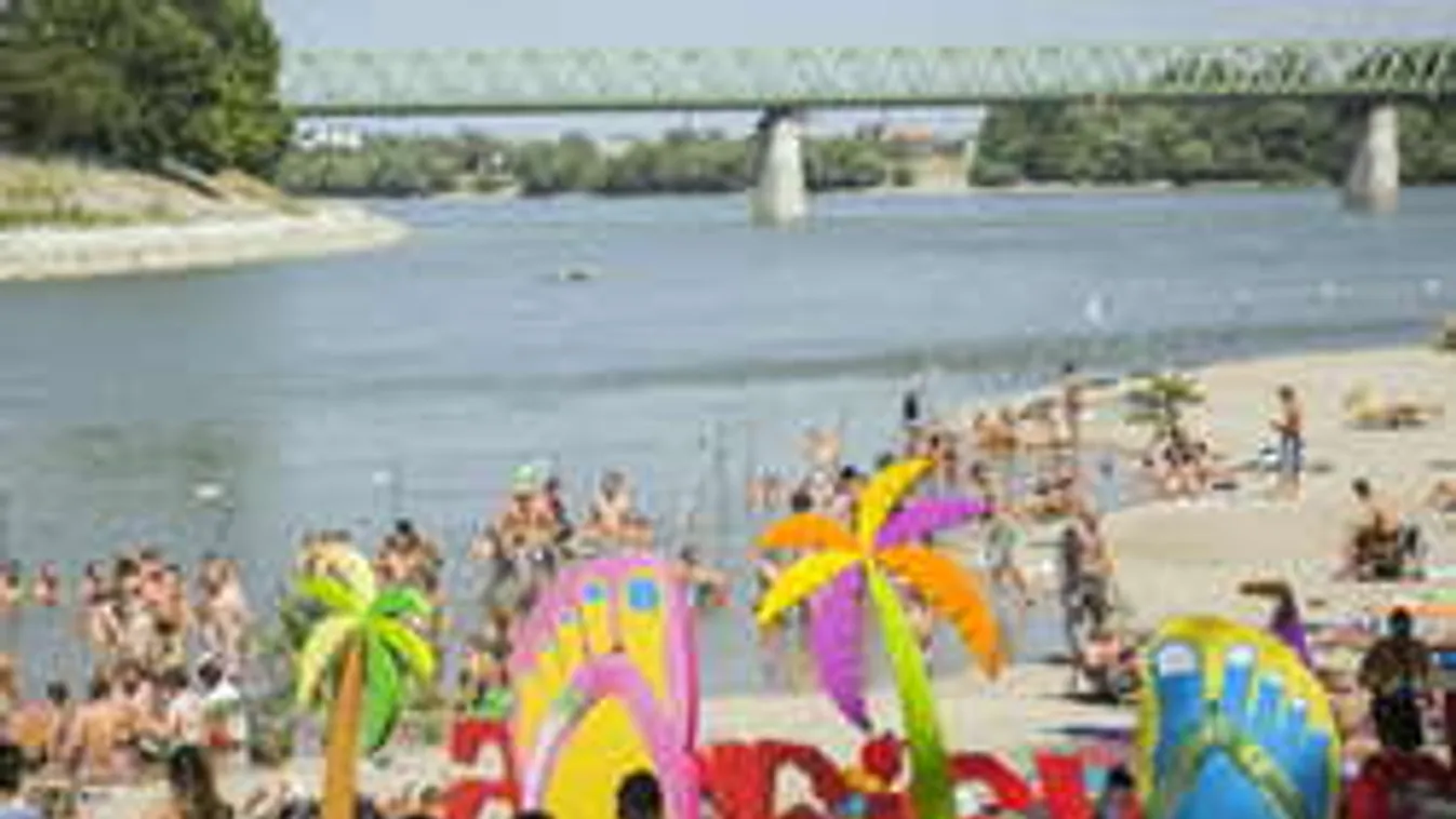 Meghalt egy 14 éves fiú a hatvani strandon