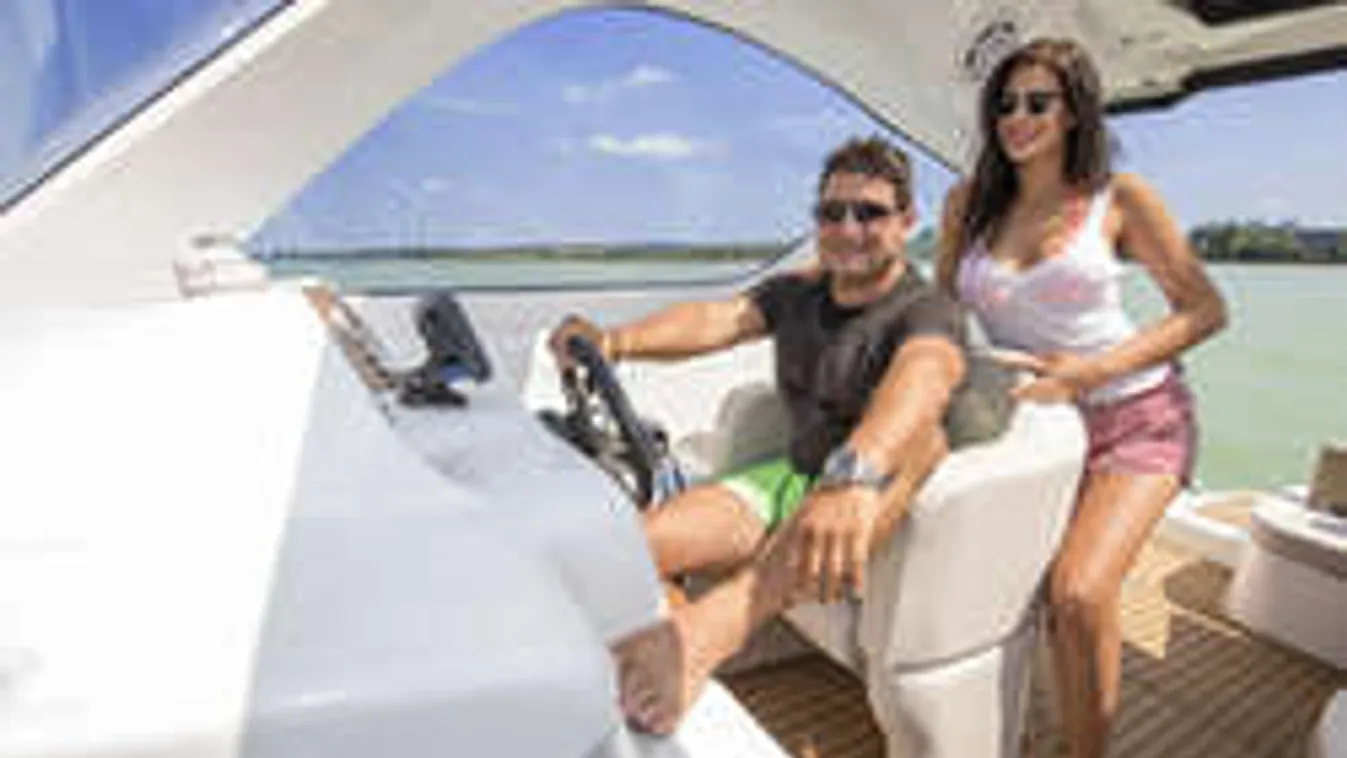 Hajdúék megmutatták 20 milliós luxushajójukat