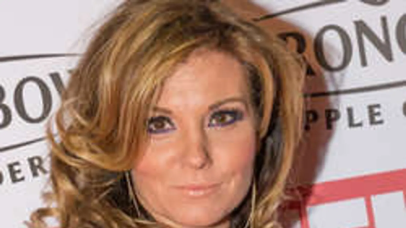 Nézd meg, milyen bomba Liptai Claudia bikiniben!