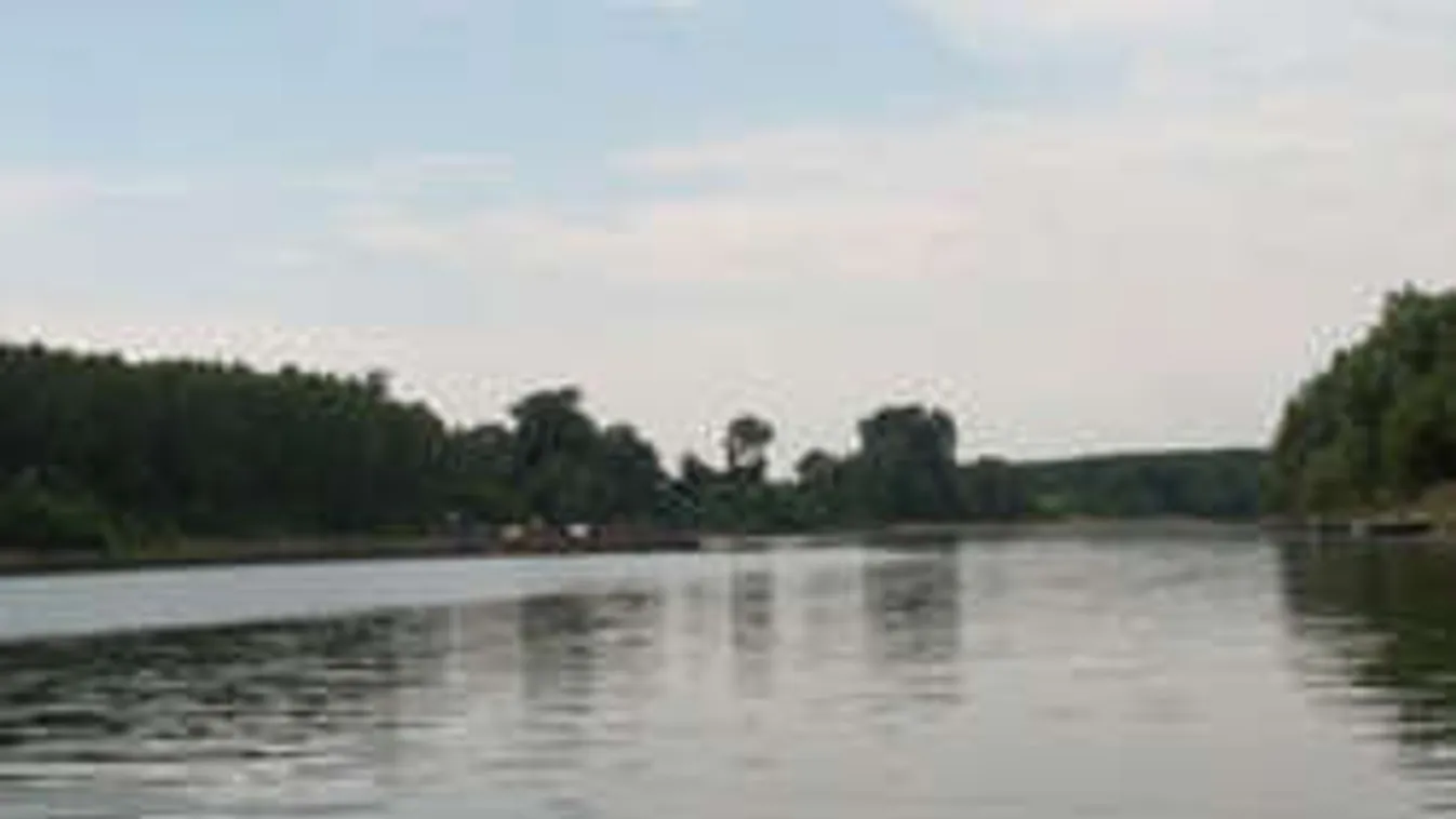 Iskolástársai nézték végig, ahogy kiemelik a Tiszába fulladt fiút