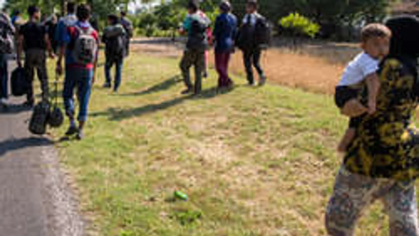 Így működik a menekült biznisz: fejenként 45 ezer a fuvar